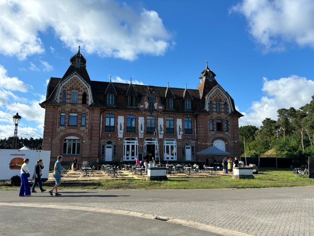 Het Casino van Gompel opende de deuren voor Open Monumentendag 2024 en kon rekenen op veel bezoekers.